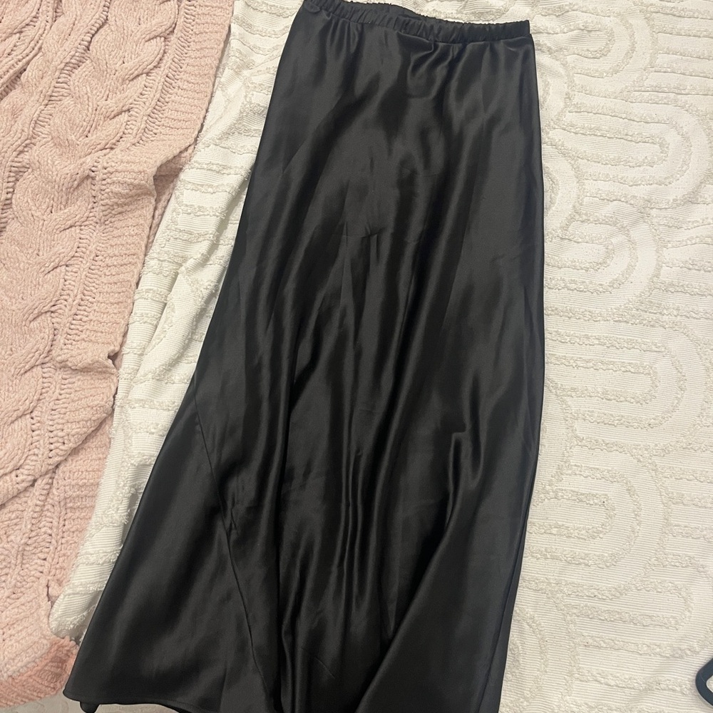 Know one cares maxi skirt